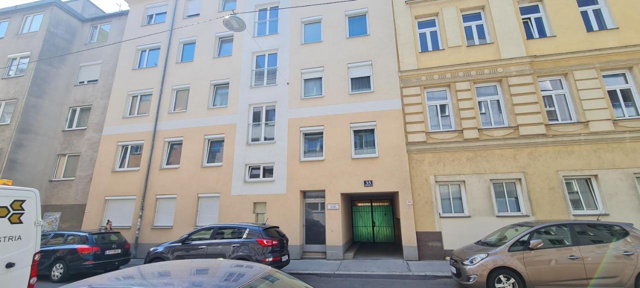 Quiet & Stylish Apartment In Vienna For 4 Guests Esterno foto